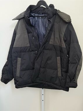 Uniqlo +J Men's Black Puffer Jacket with Dark Gray Accents